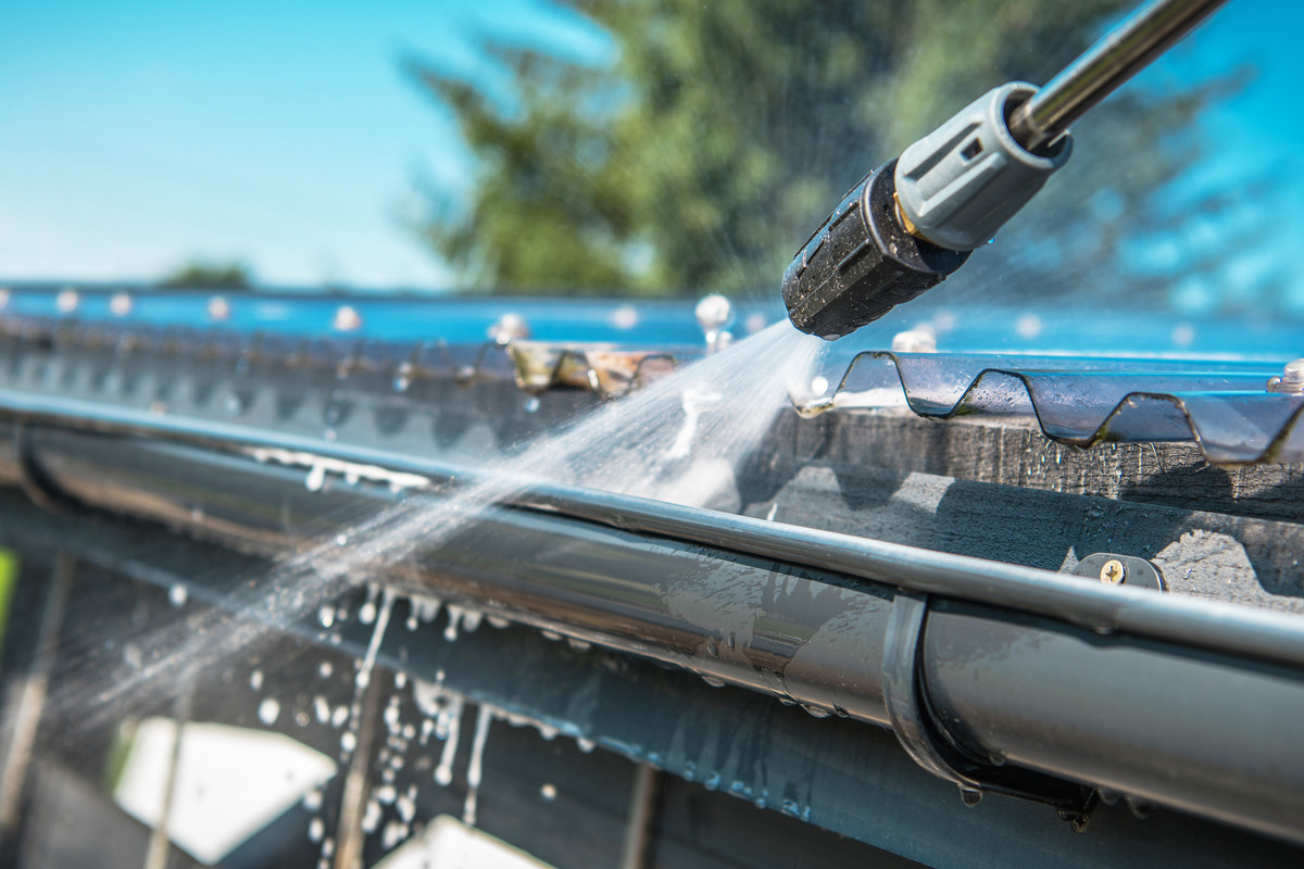 Roof Cleaning & Moss Treatment